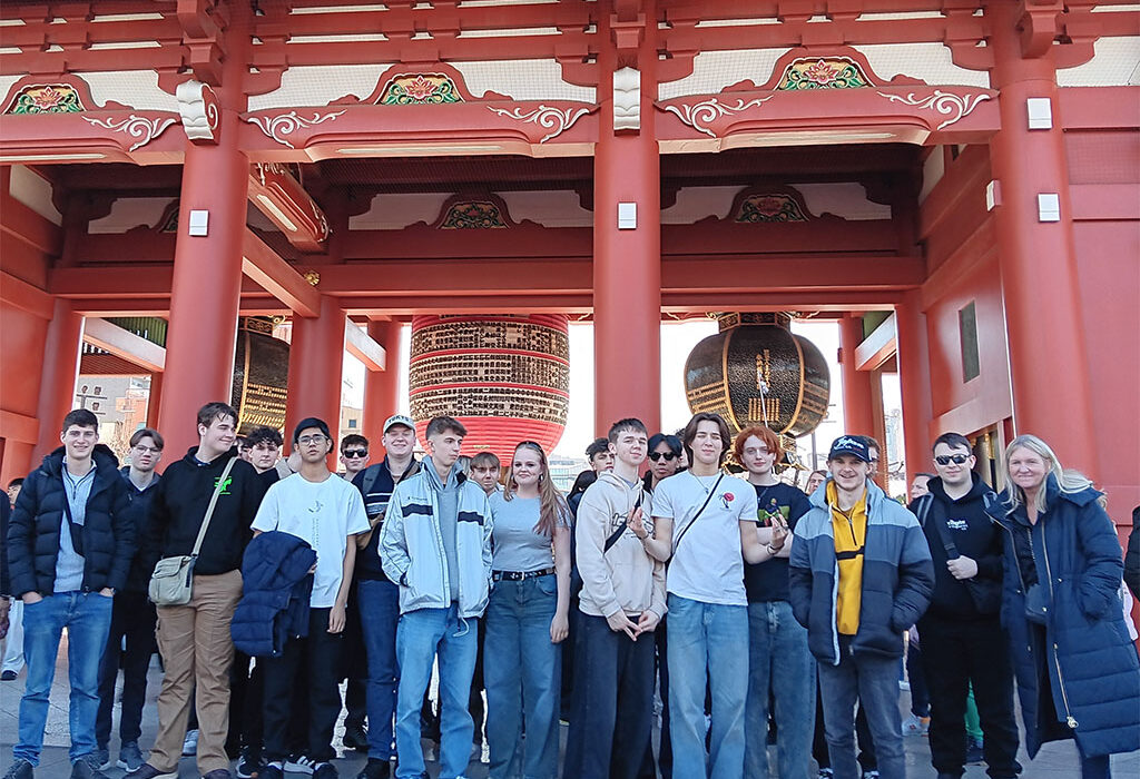 Photograph of students in Japan.